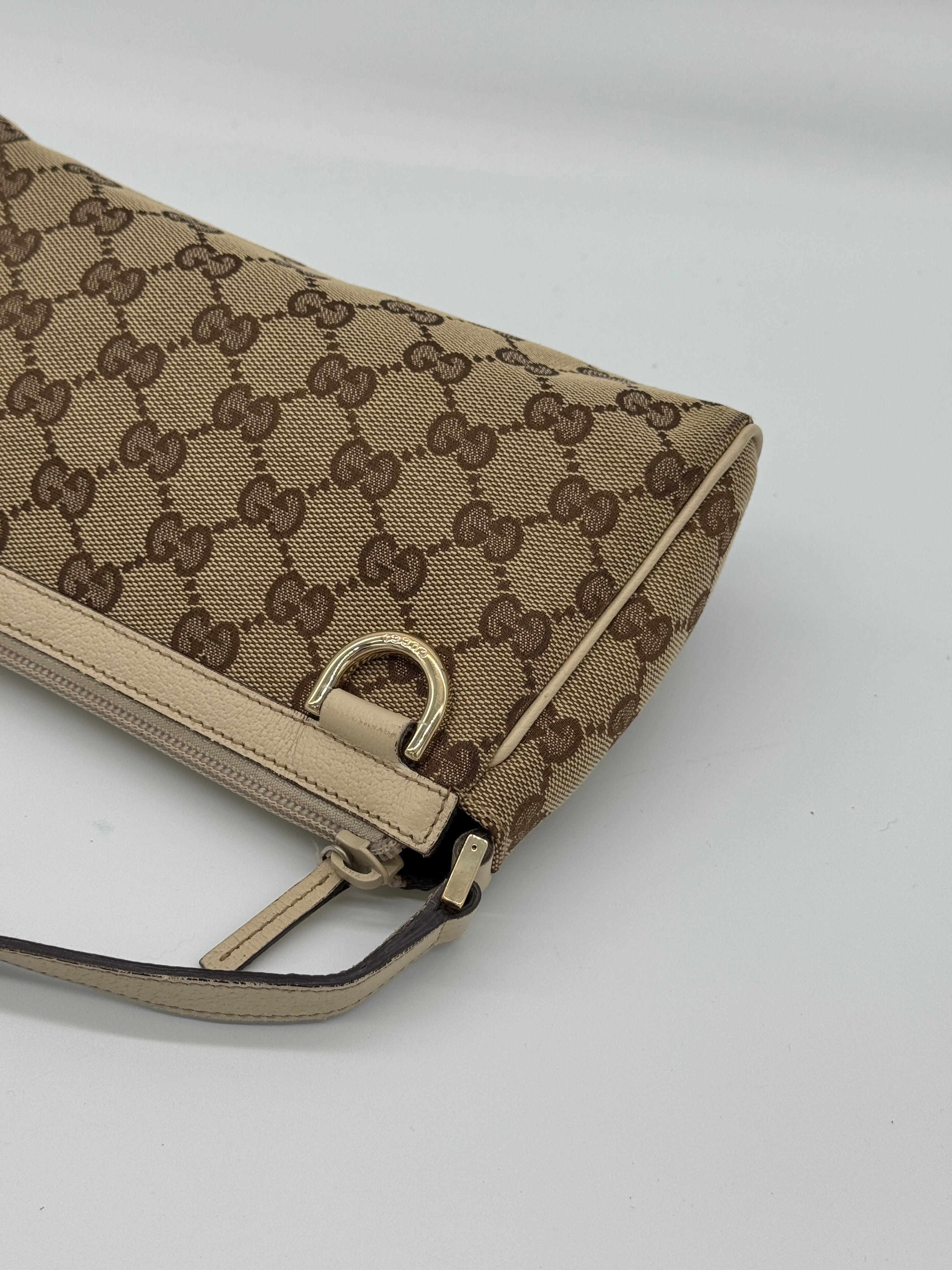 Gucci D-Ring Pochette