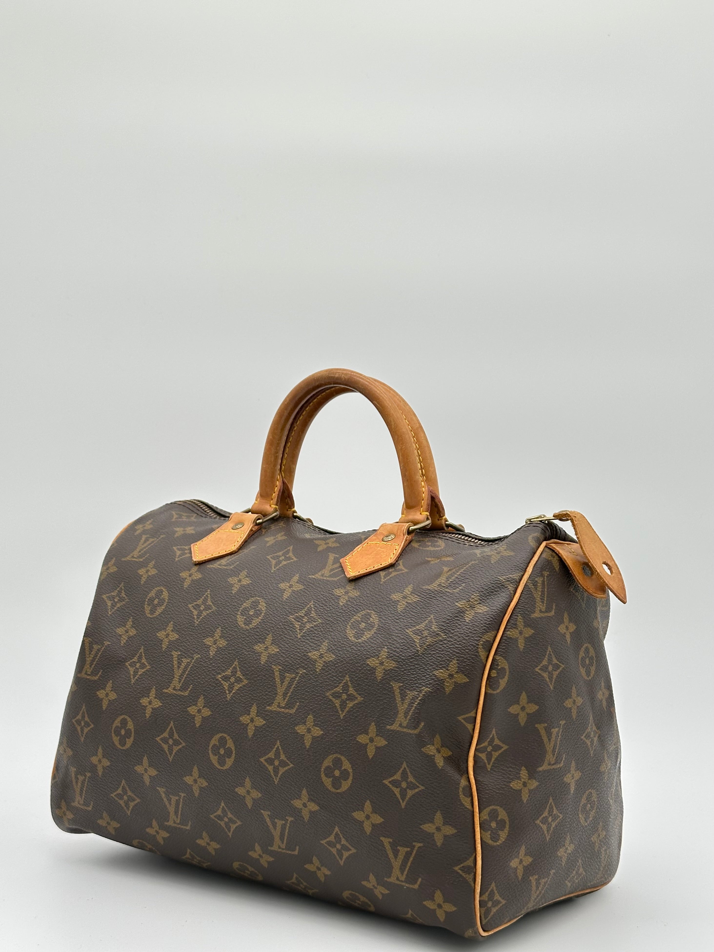 Louis Vuitton Speedy 30