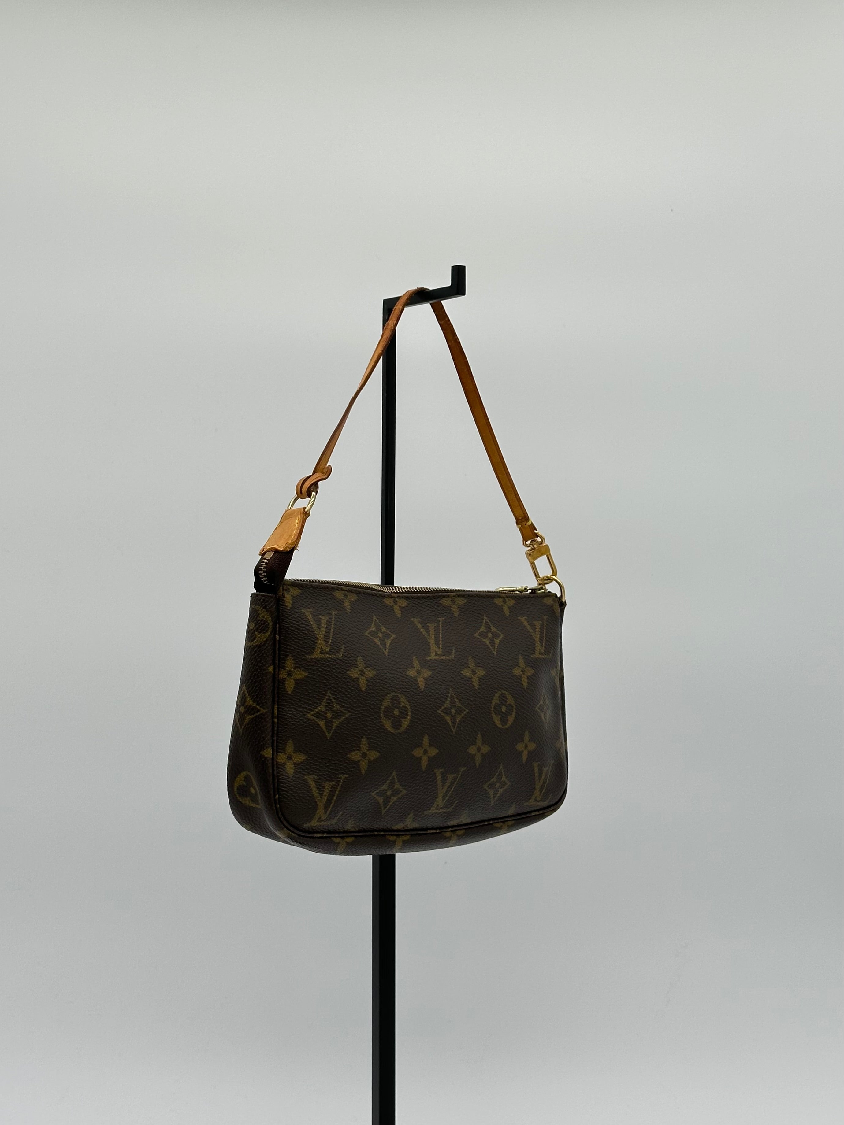 Louis Vuitton Pochette Accessoires