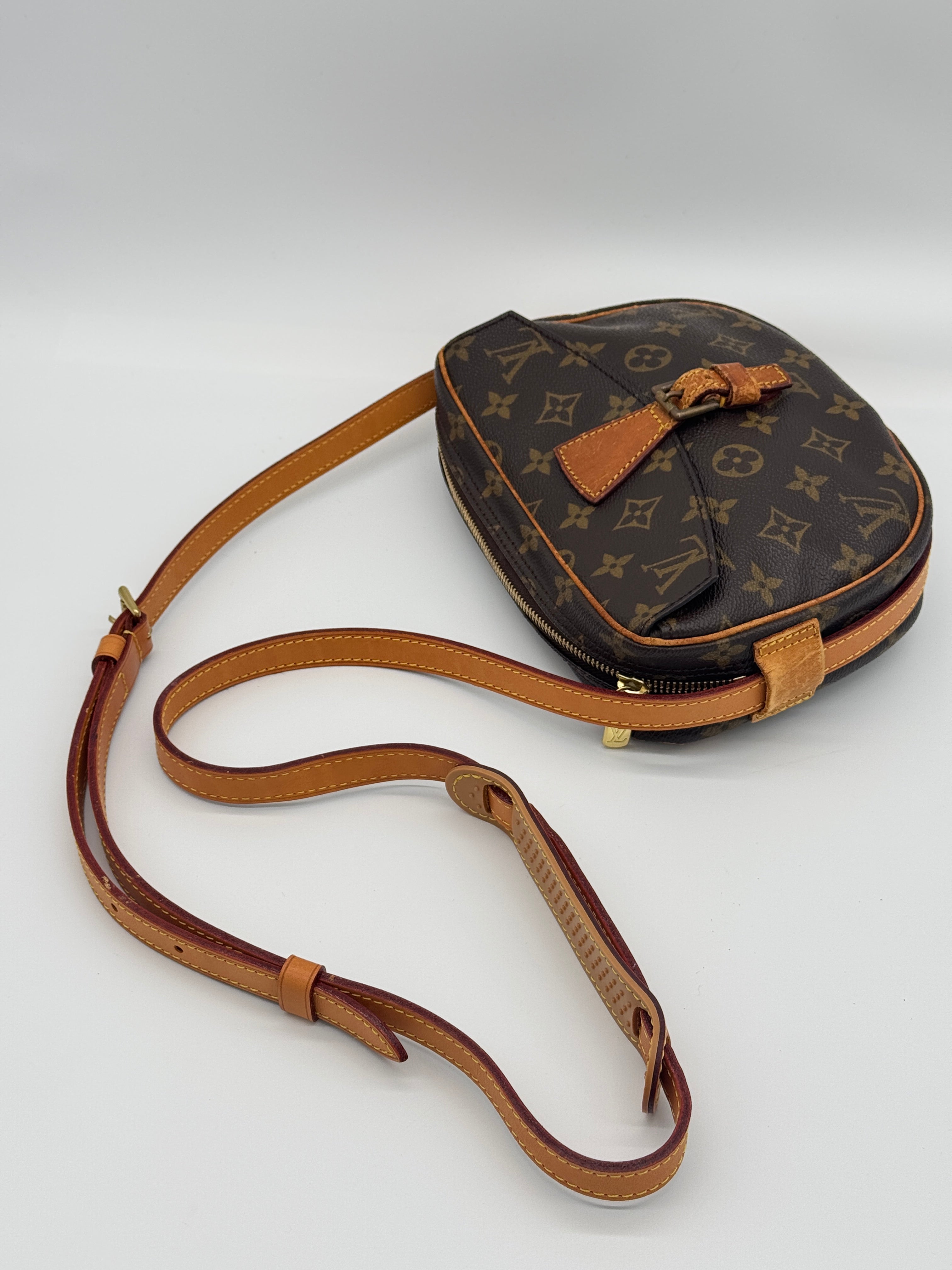 Louis Vuitton Jeune Fille PM