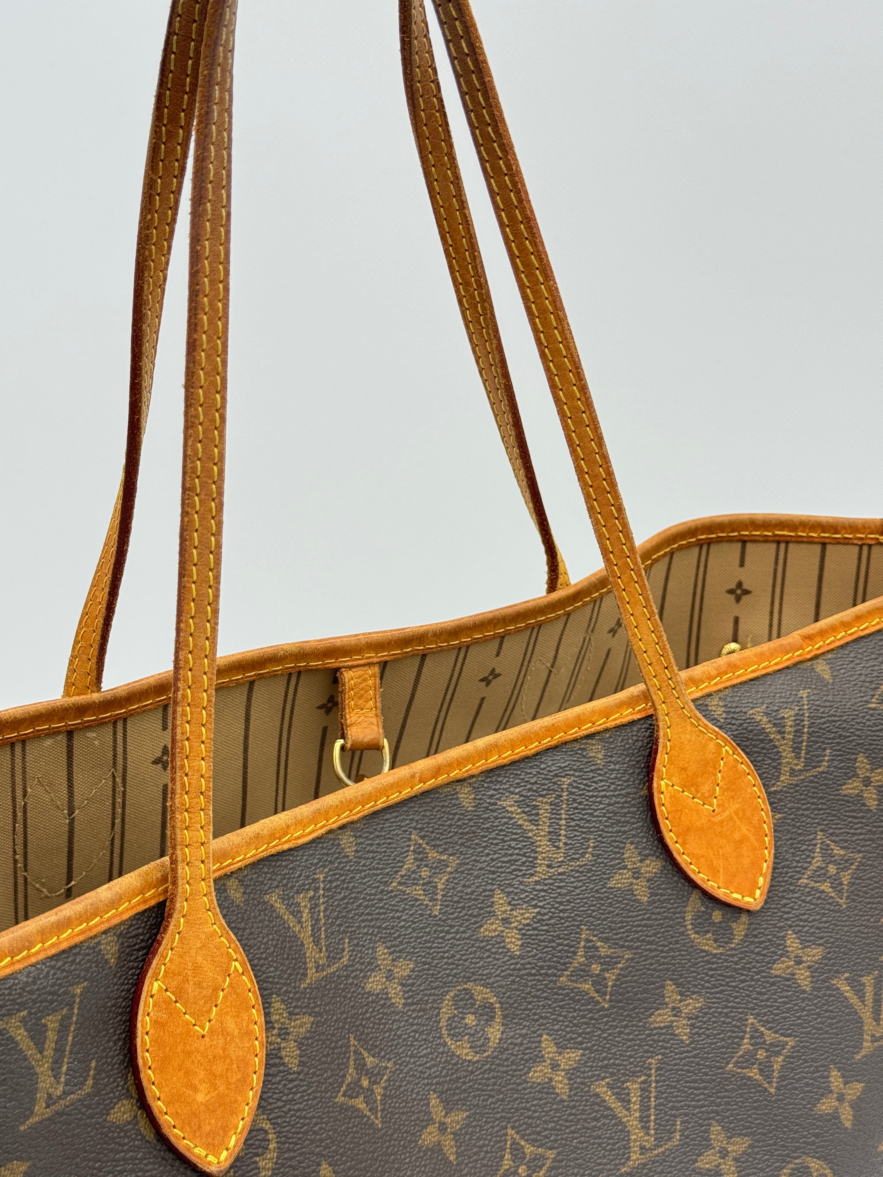 Louis Vuitton Neverfull MM