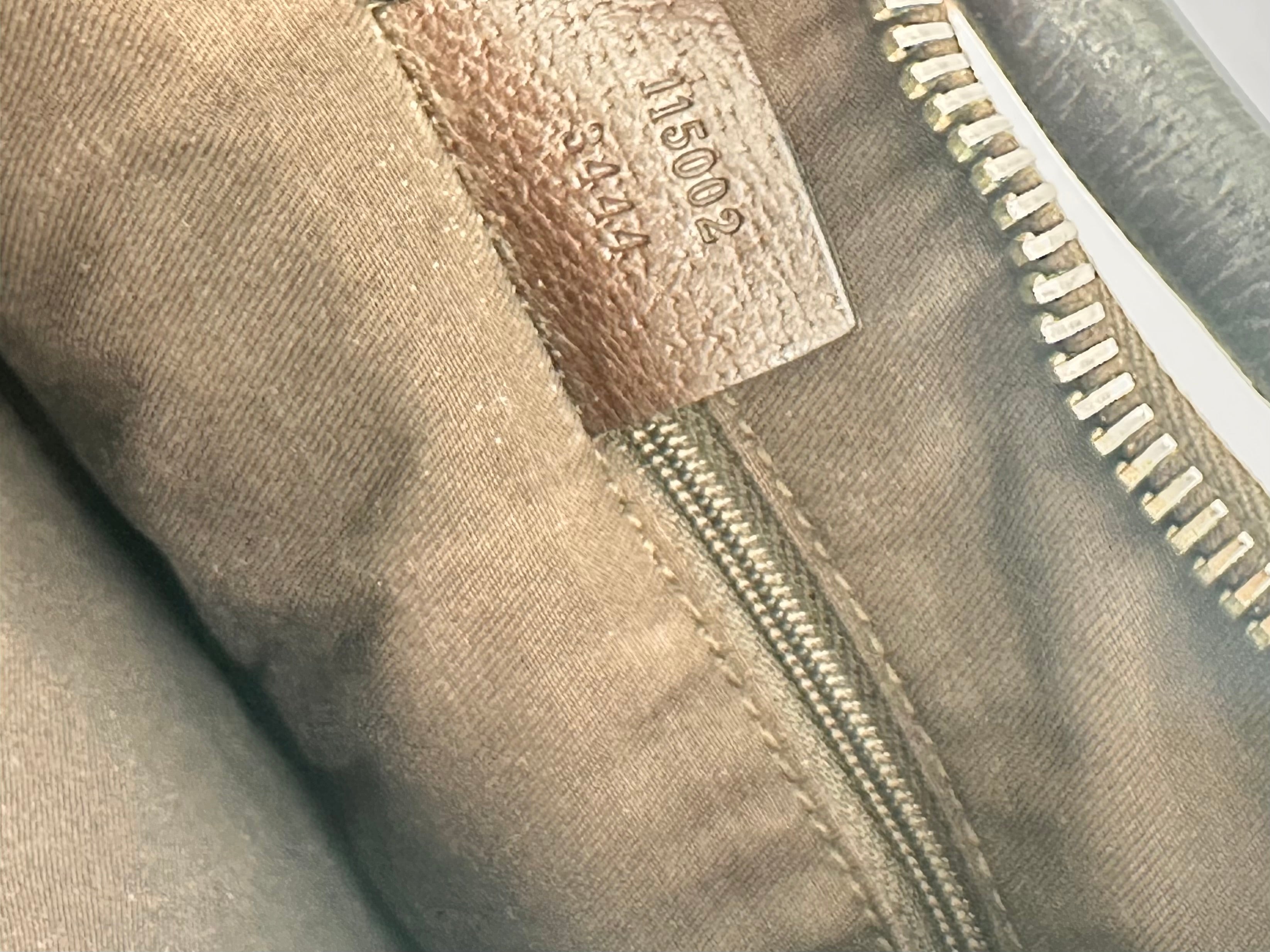Gucci Lock Canvas