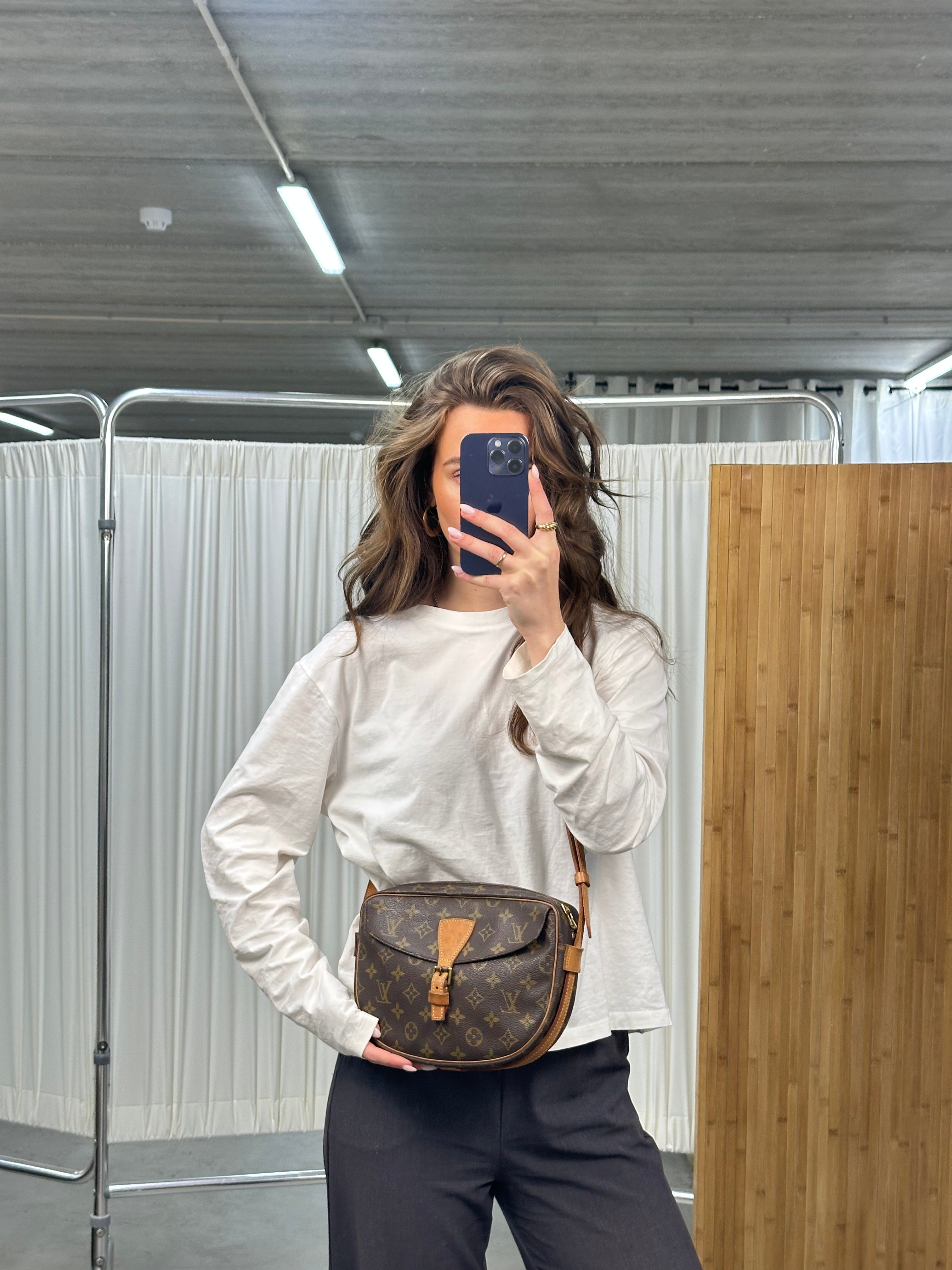Louis Vuitton Jeune Fille MM