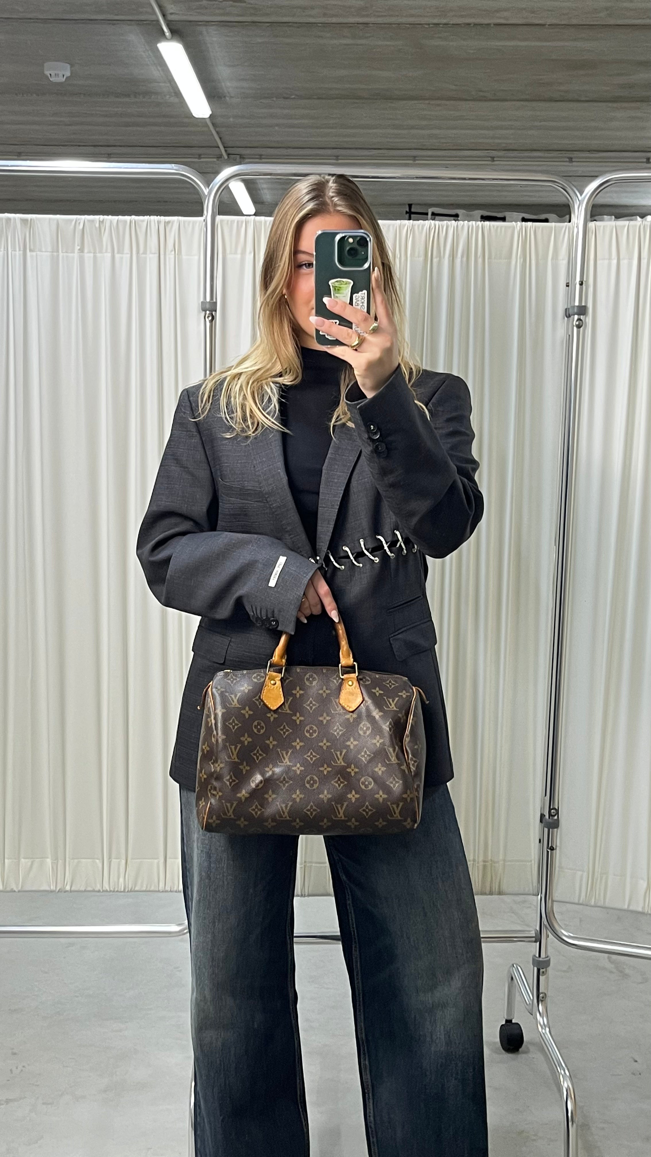 Louis Vuitton Speedy 30