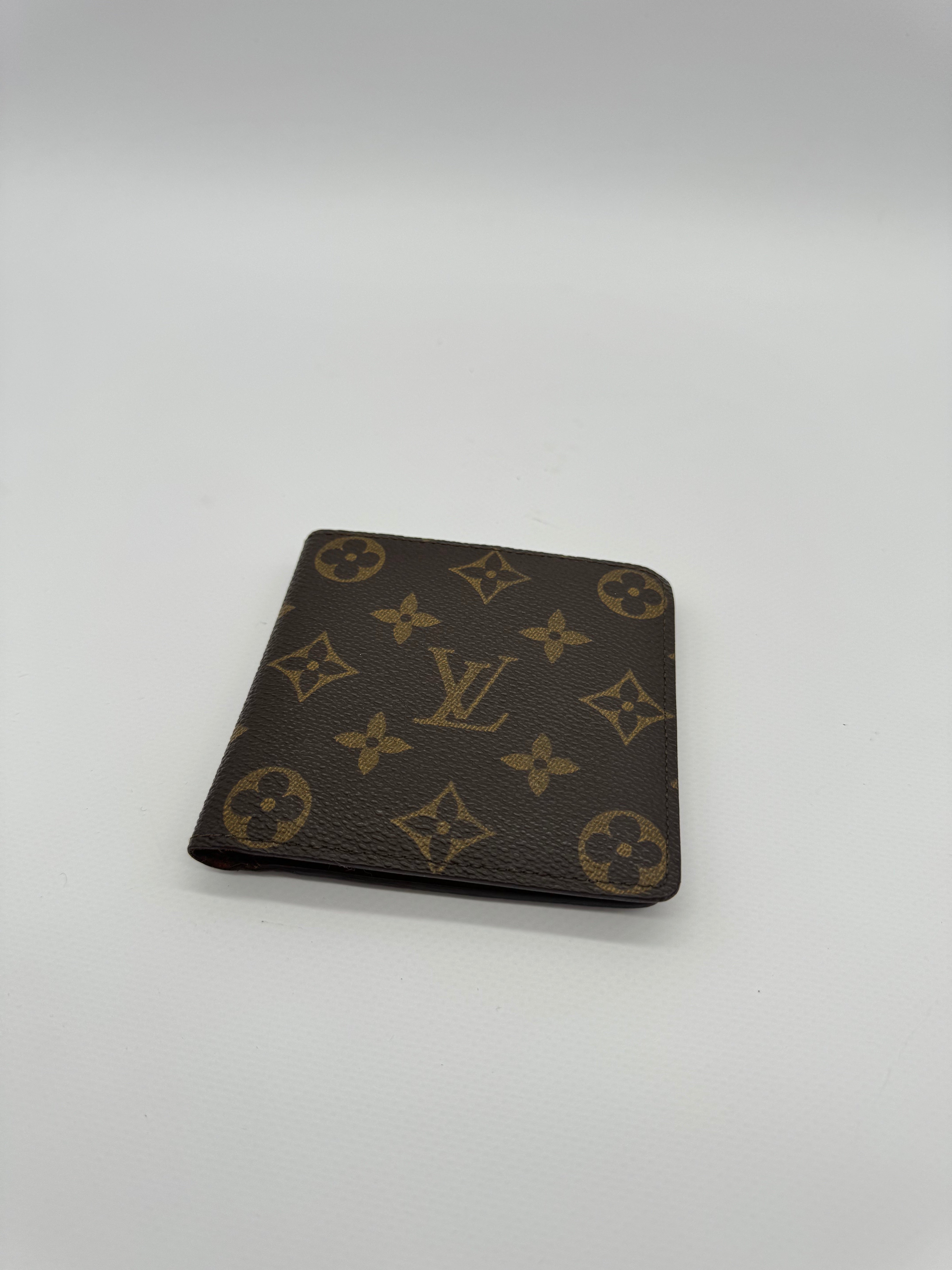 Louis Vuitton Marco Wallet