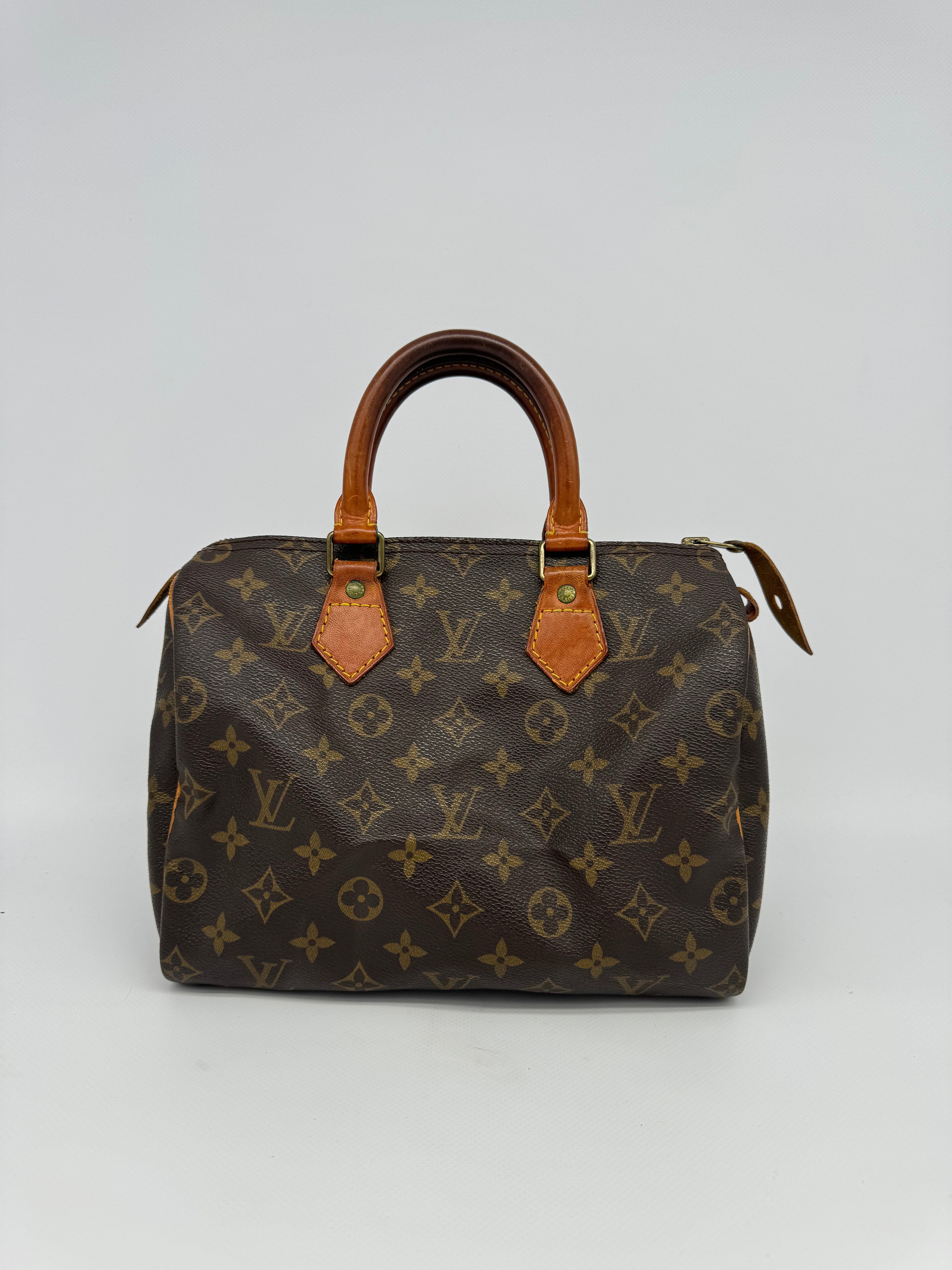 Louis Vuitton Speedy 25