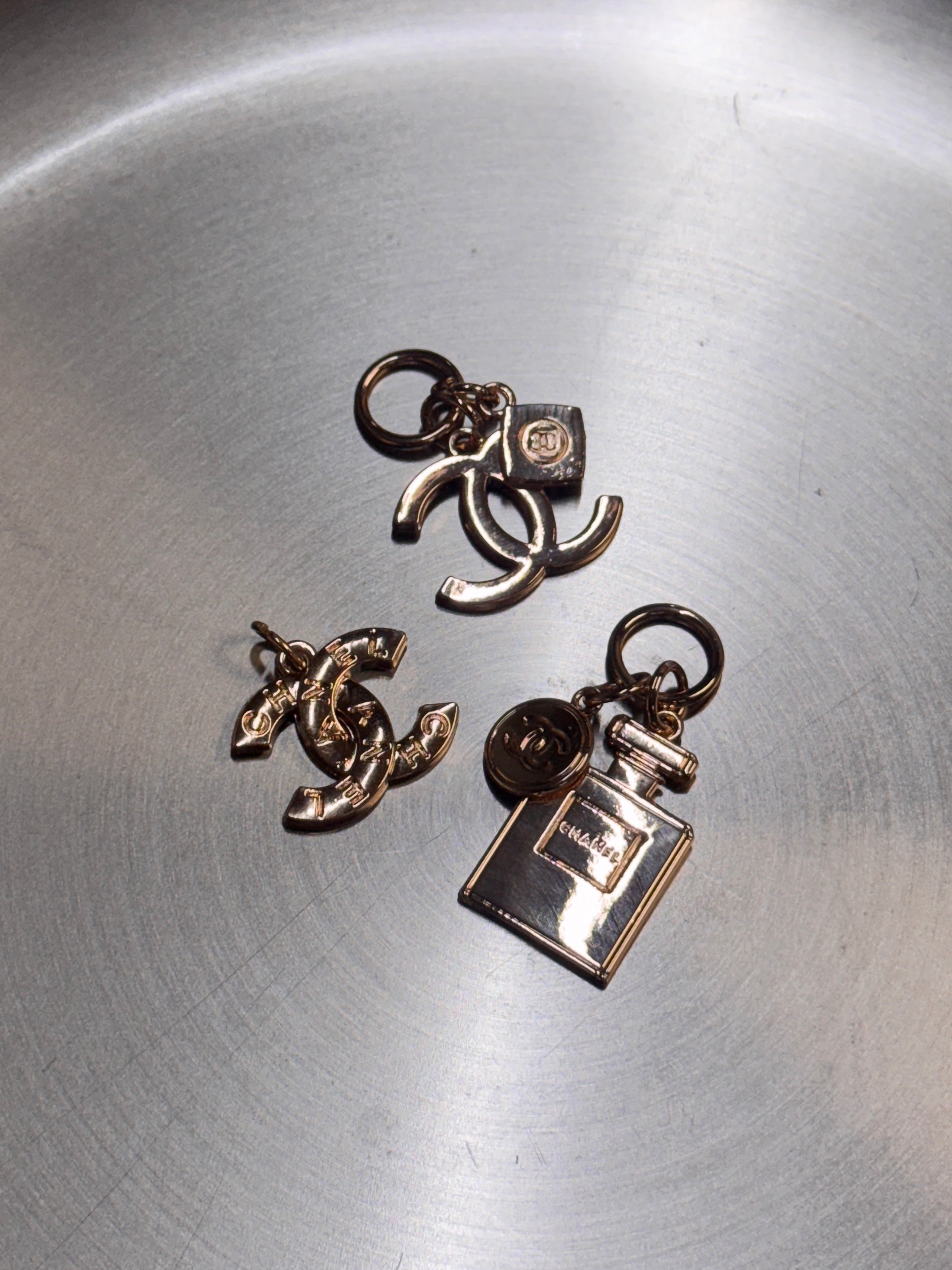 Chanel Perfume Necklace | Pepper Luxury Vintage