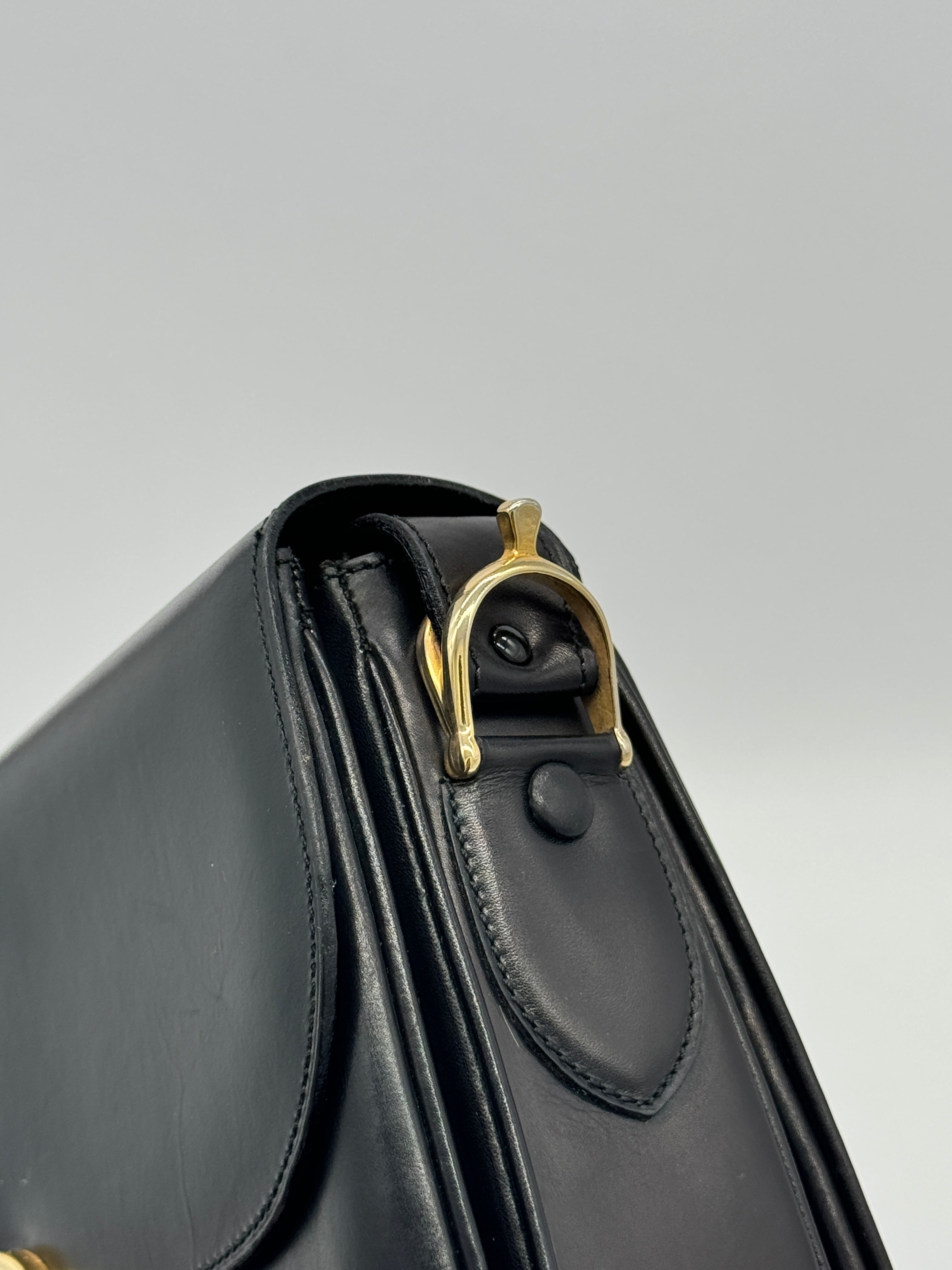 Céline Horse Carriage Shoulderbag