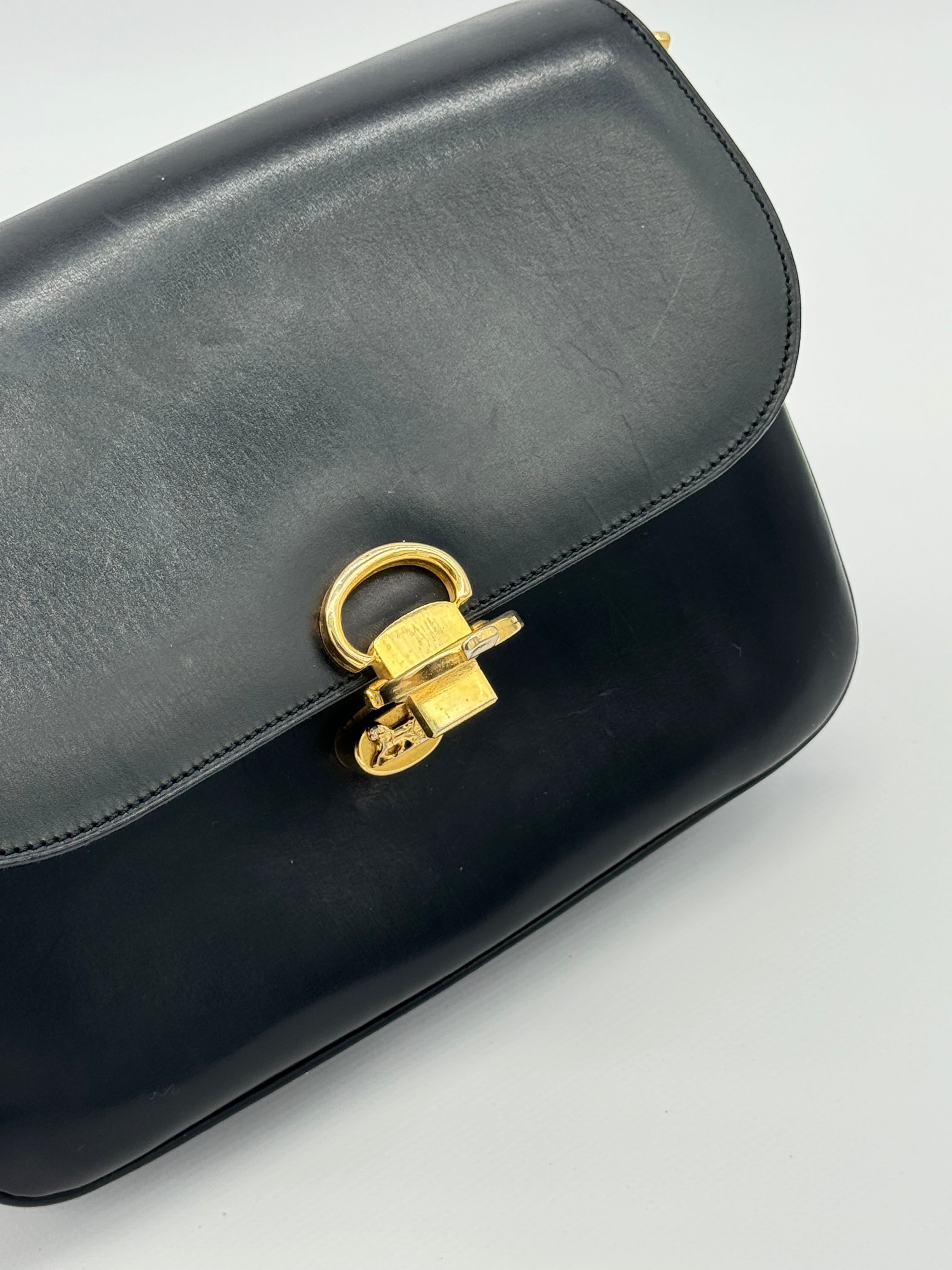 Céline Horse Carriage Shoulderbag