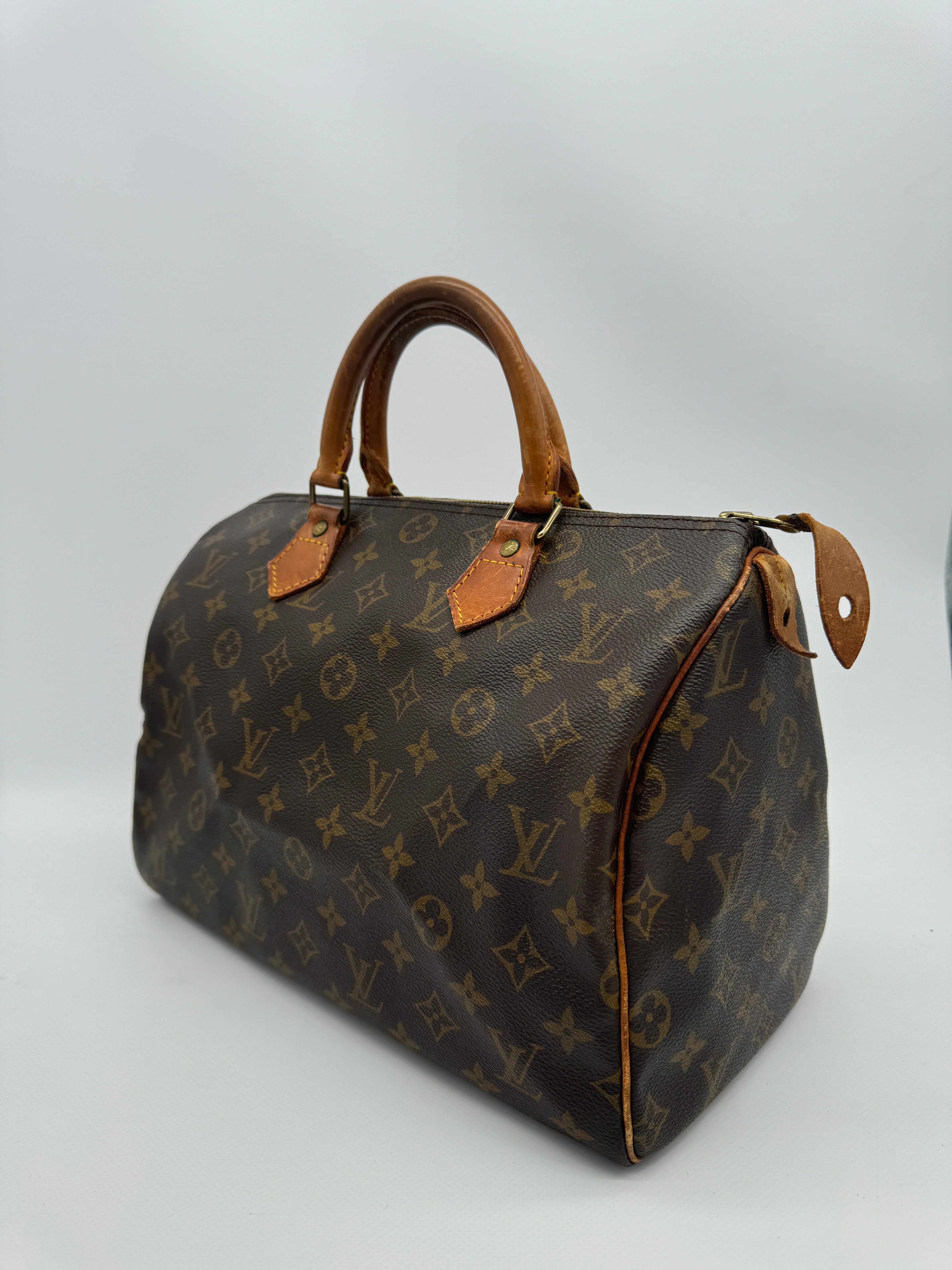 Louis Vuitton Speedy 30