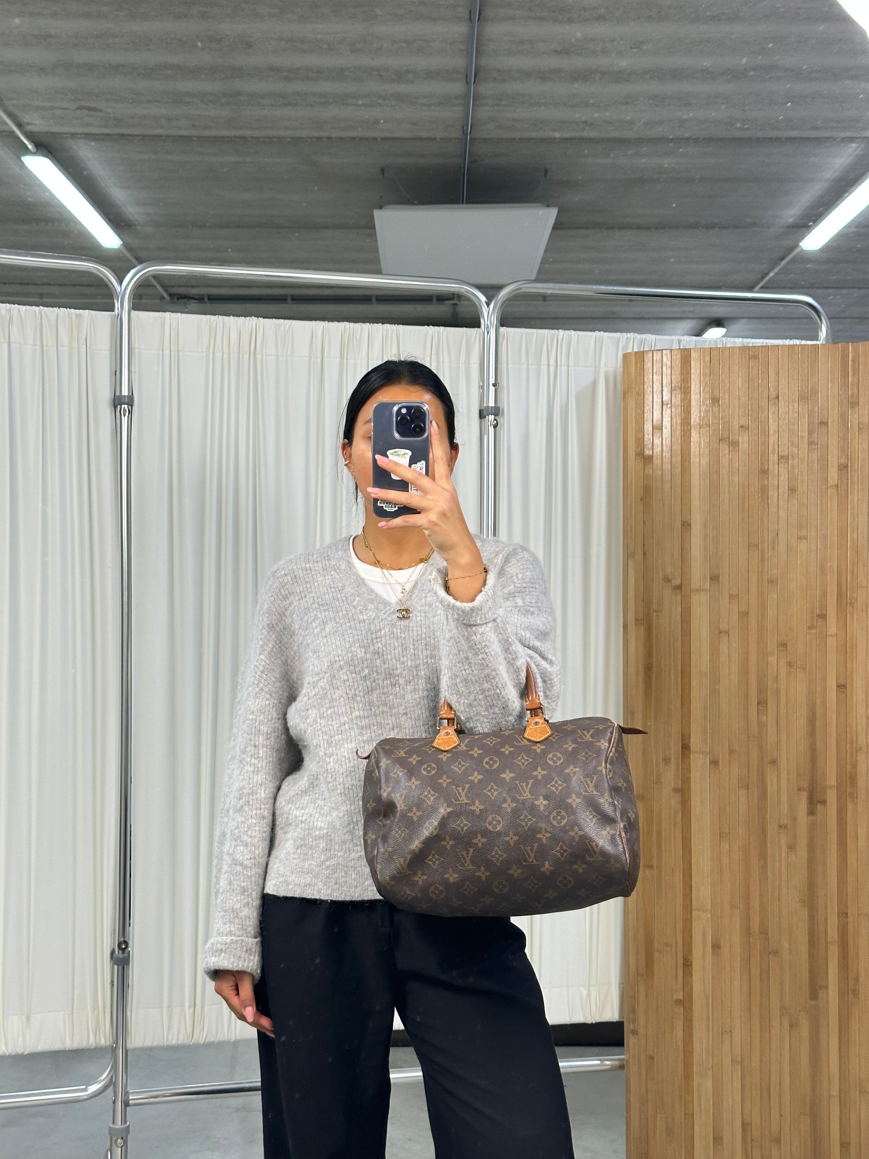 Louis Vuitton Speedy 30