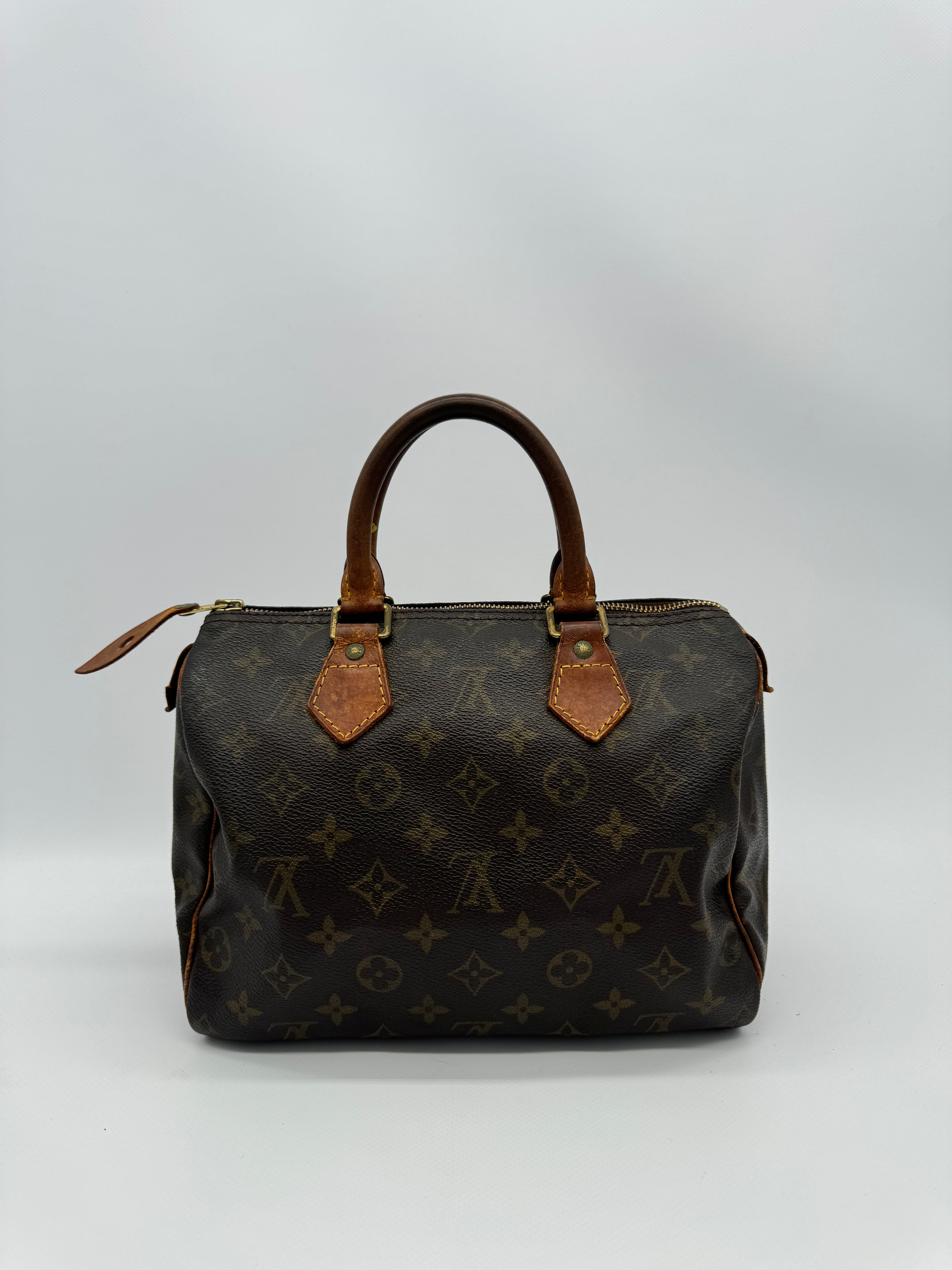 Louis Vuitton Speedy 25