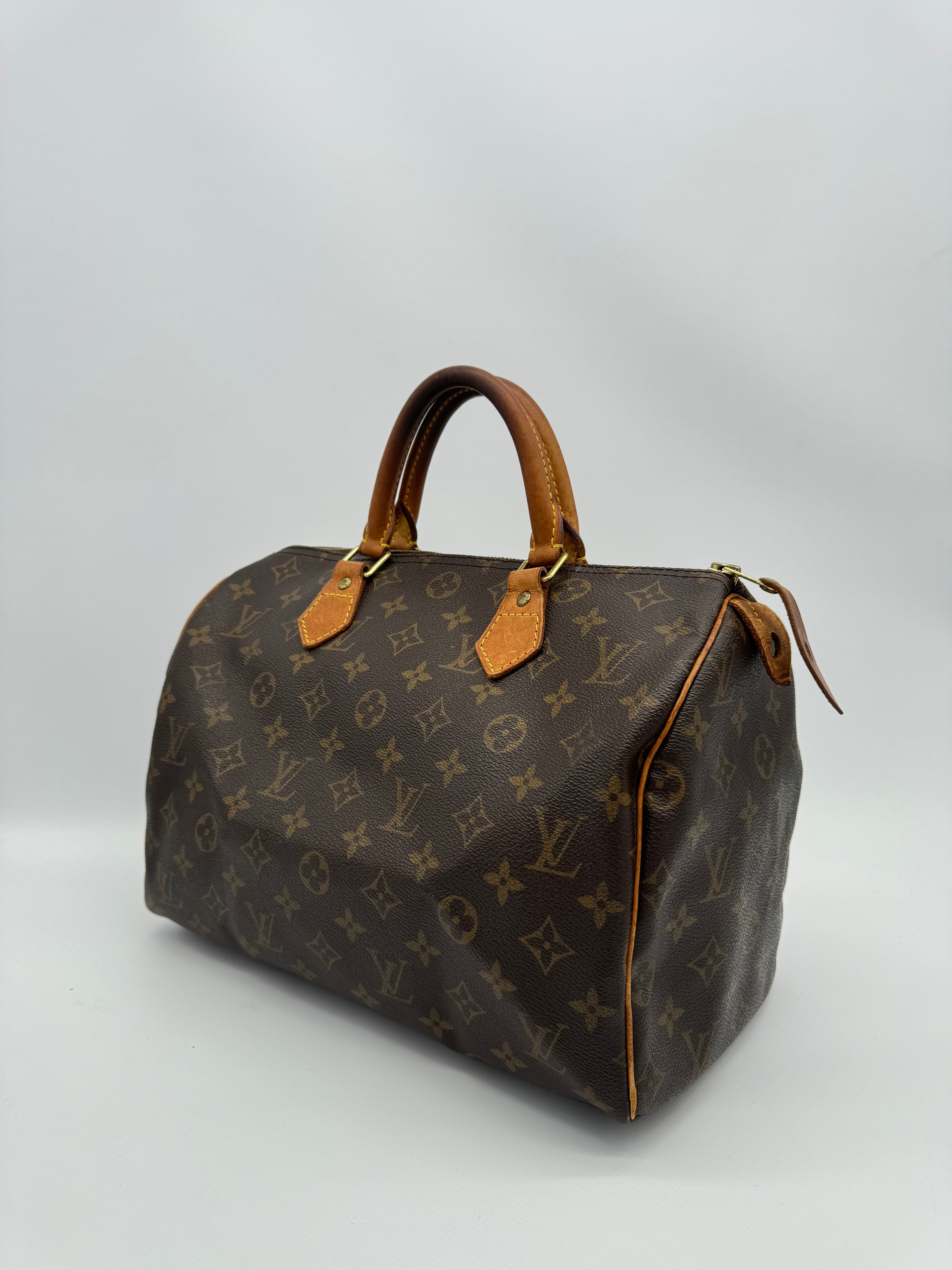 Louis Vuitton Speedy 30