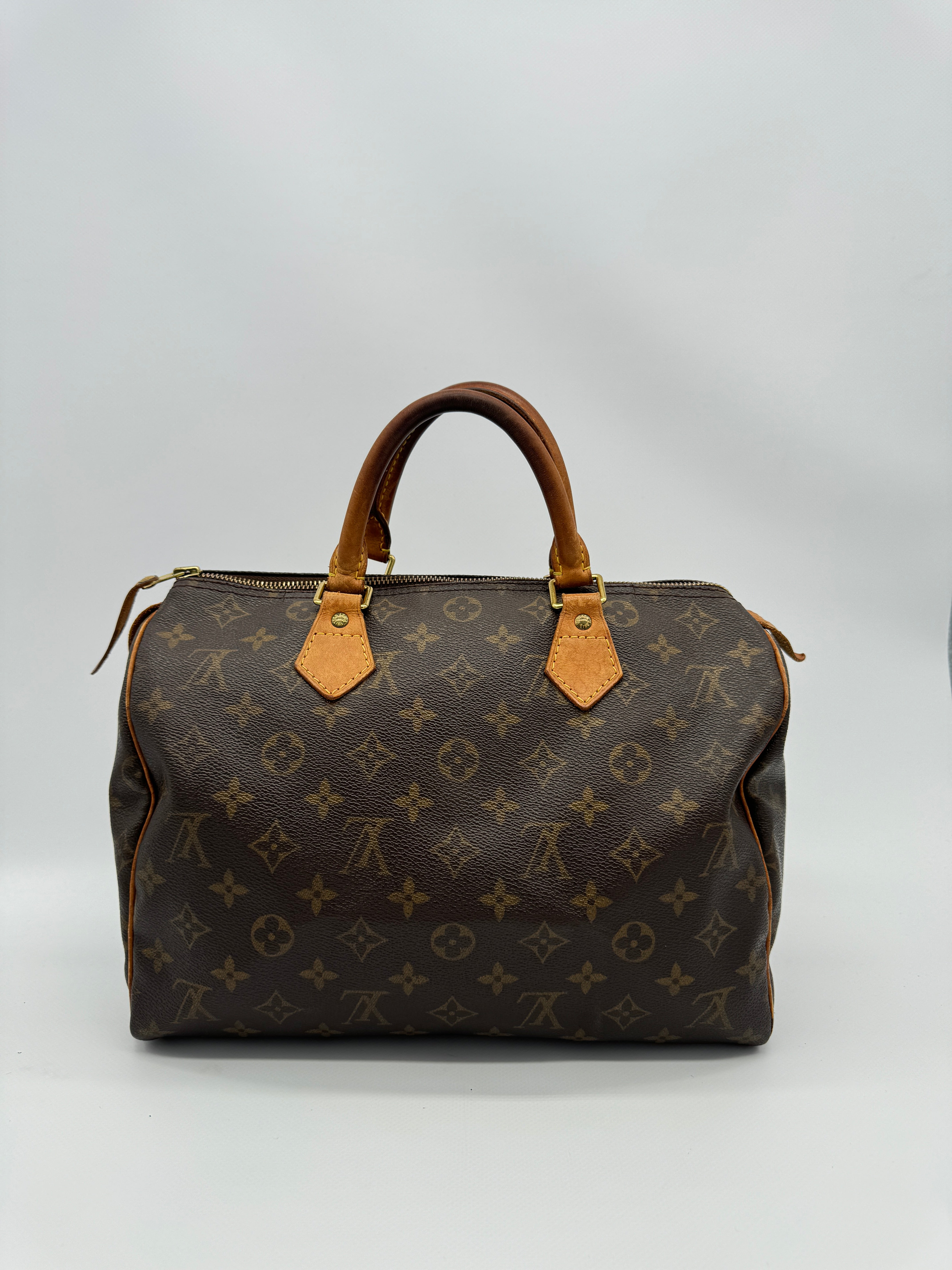 Louis Vuitton Speedy 30