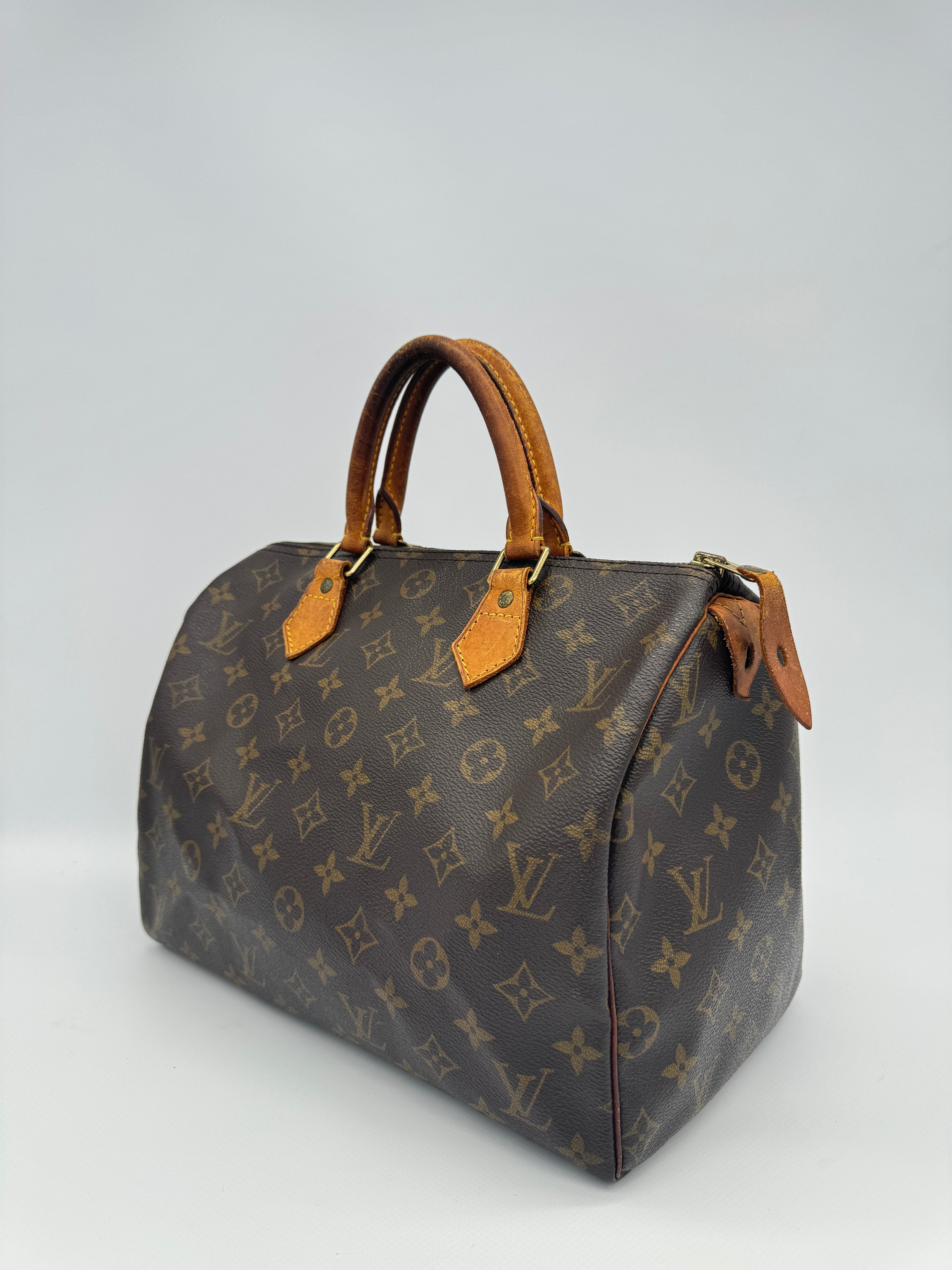 Louis Vuitton Speedy 30