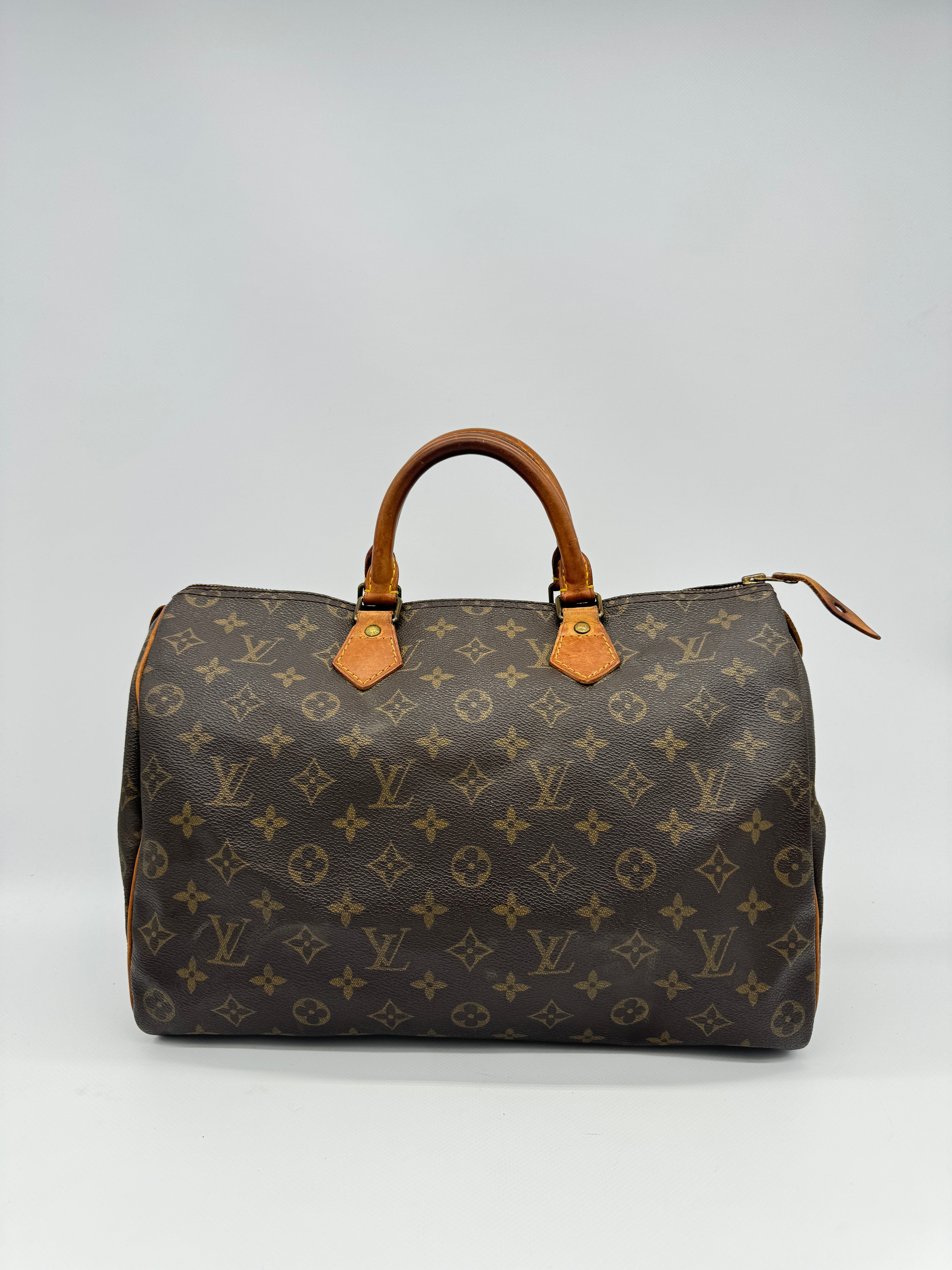 Louis Vuitton Speedy 35