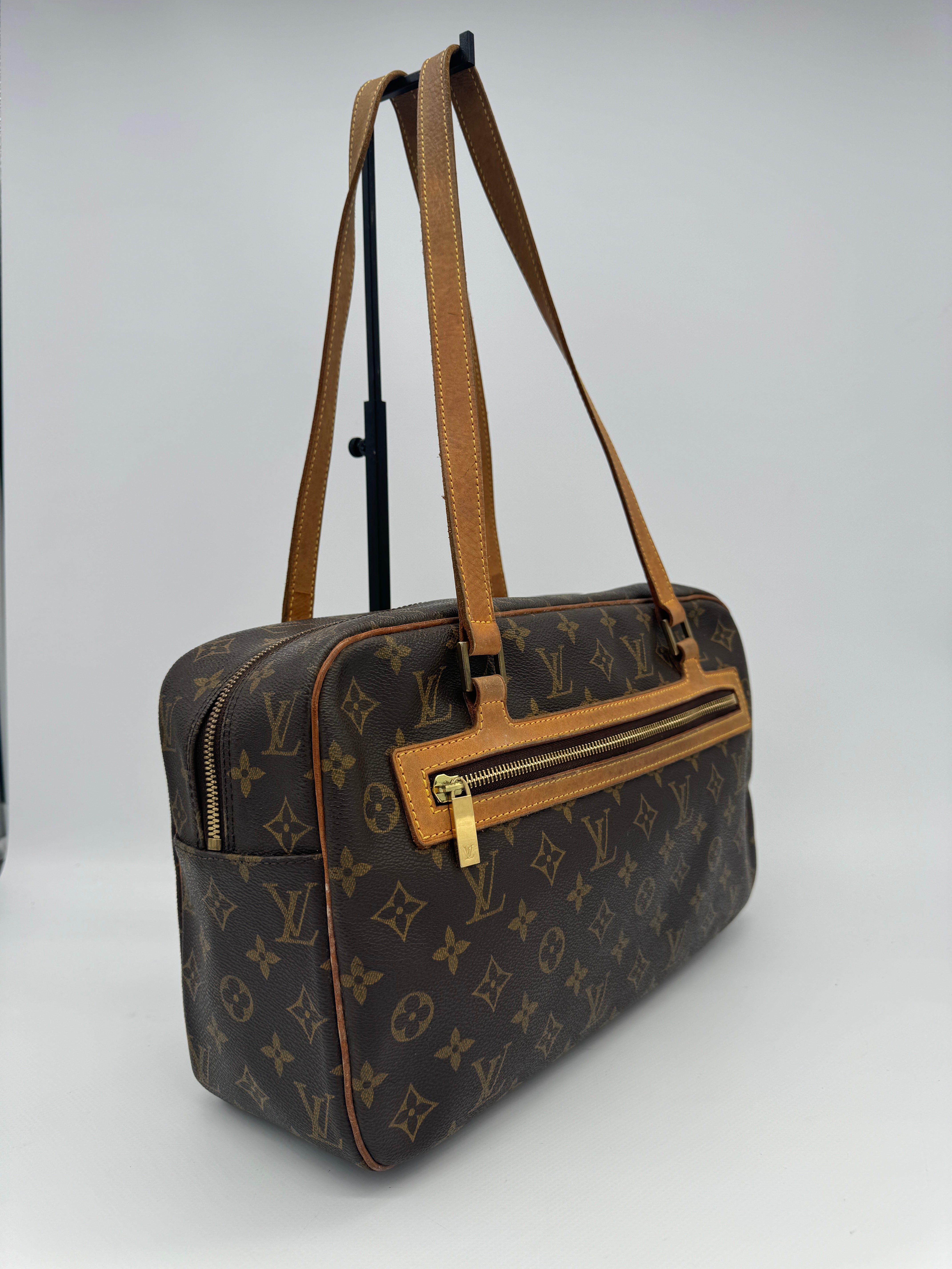 Louis Vuitton Cité GM