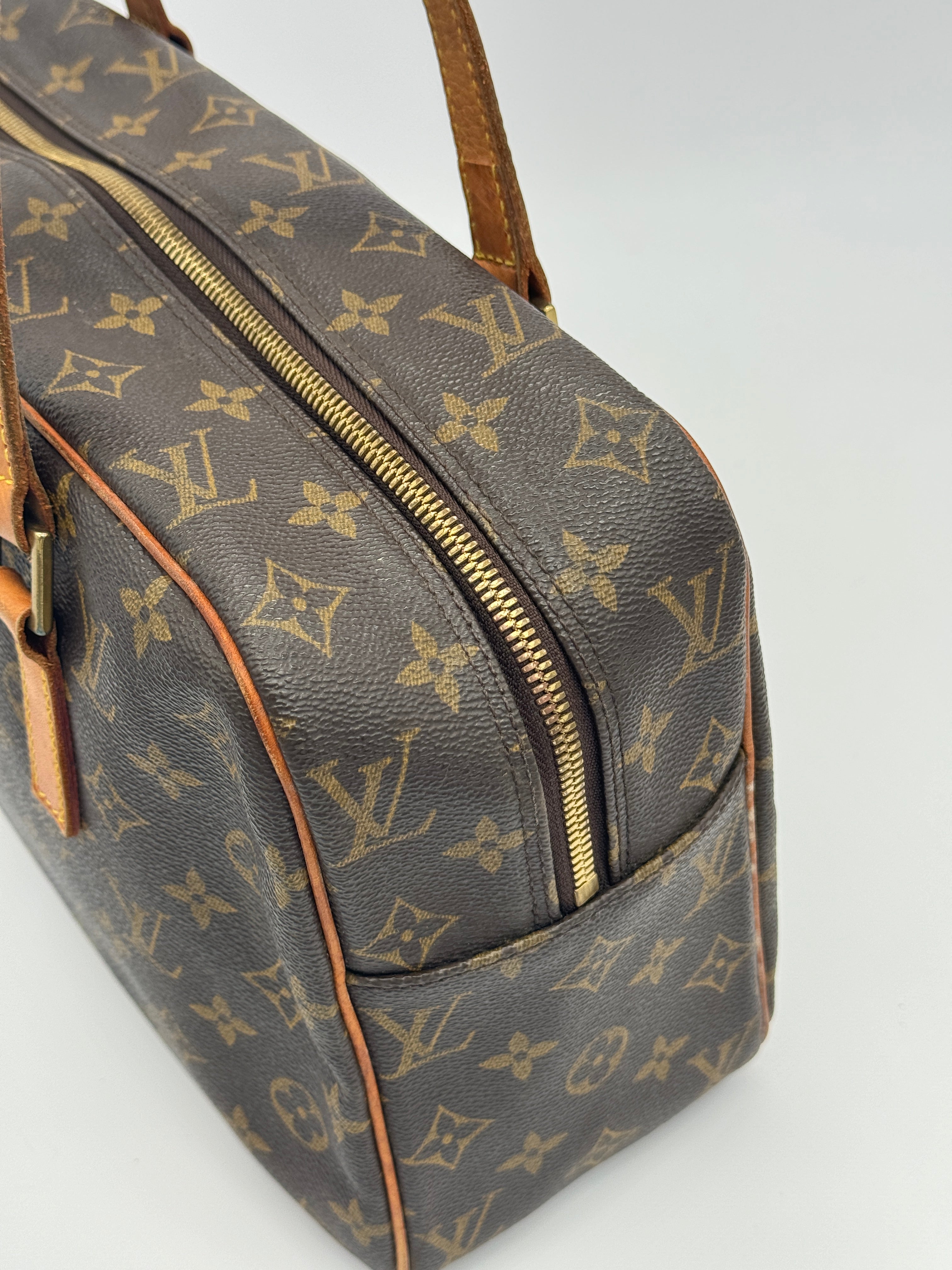 Louis Vuitton Cité GM