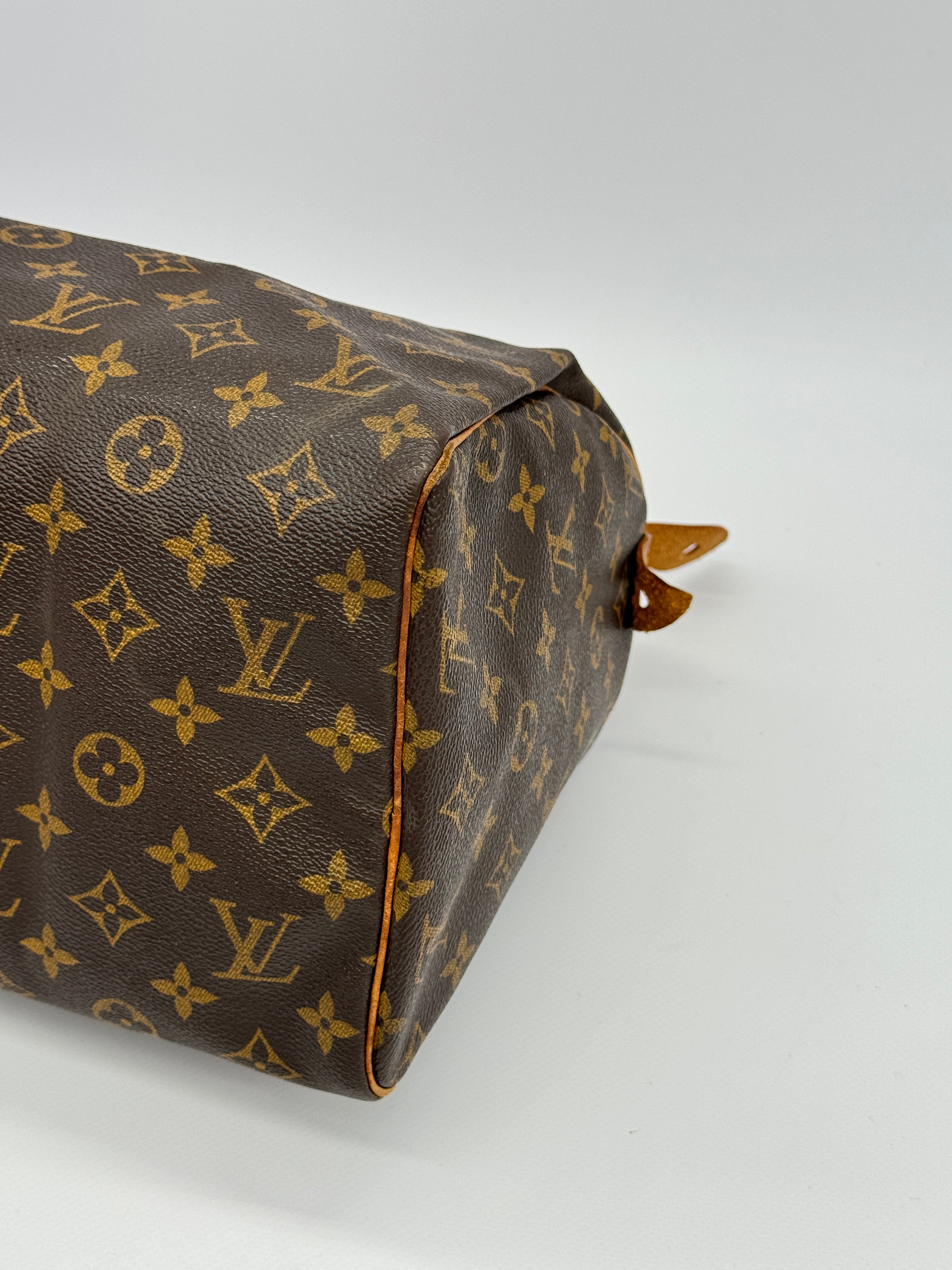 Louis Vuitton Speedy 30